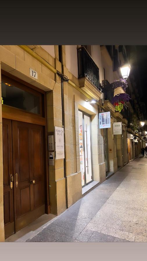 Pension Irune By Vivere Stays San Sebastian Exterior photo